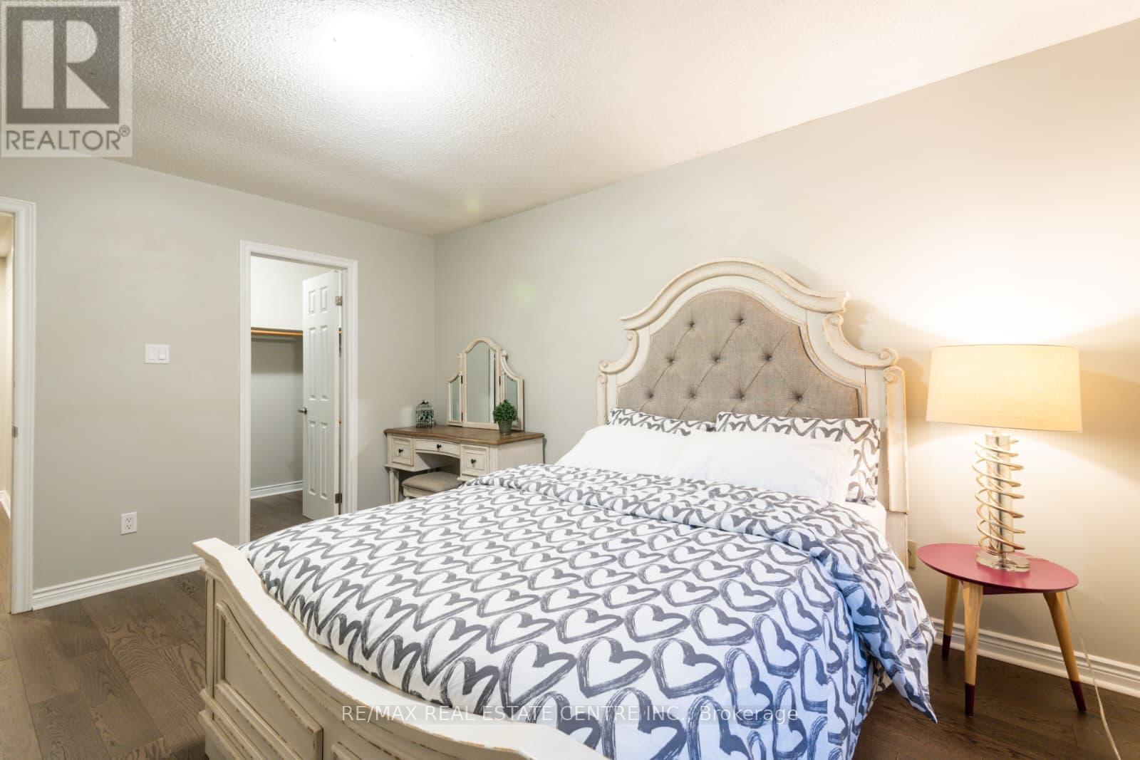3683 EAST PARK COURT - 30