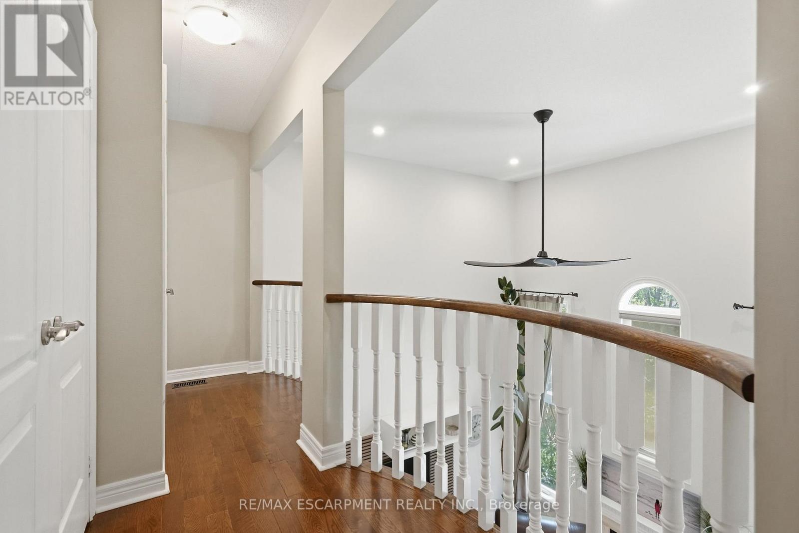 5347 JAMESON CRESCENT - 18