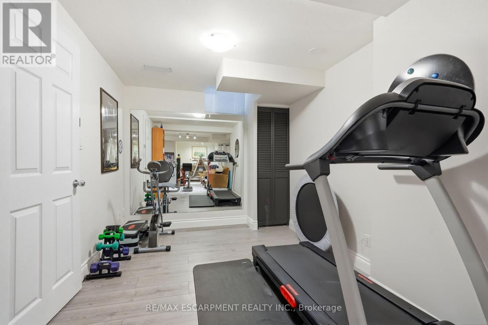 5347 JAMESON CRESCENT - 35