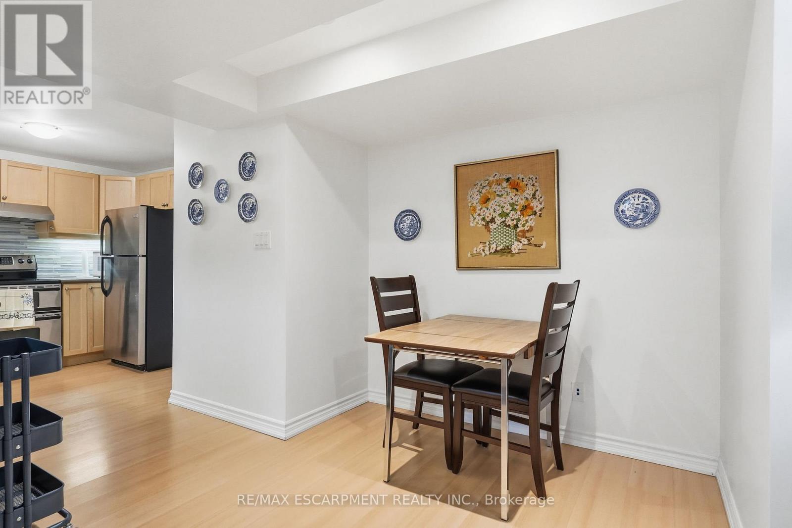 5347 JAMESON CRESCENT - 38