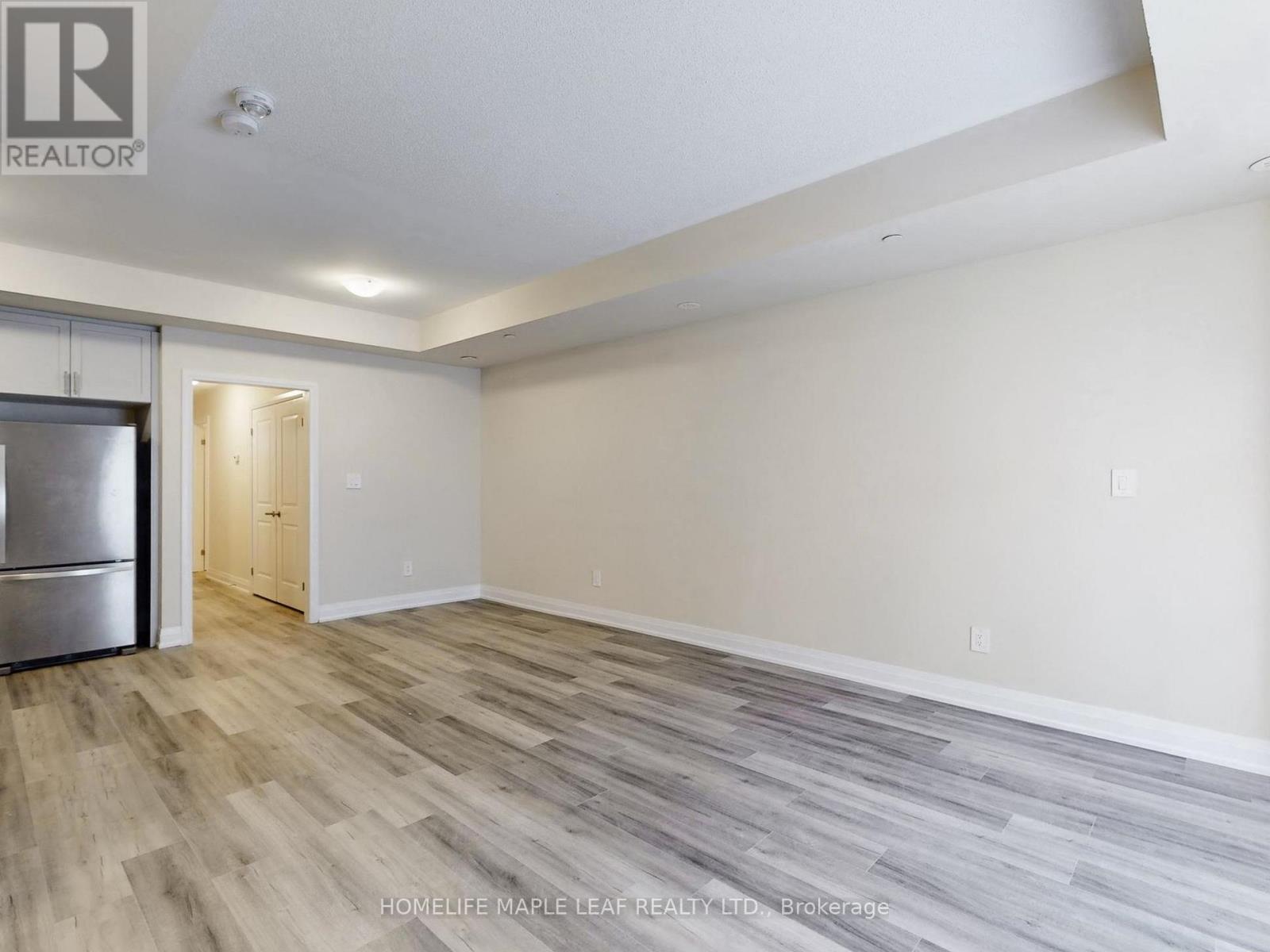 #124 1569 ROSE WAY - 10