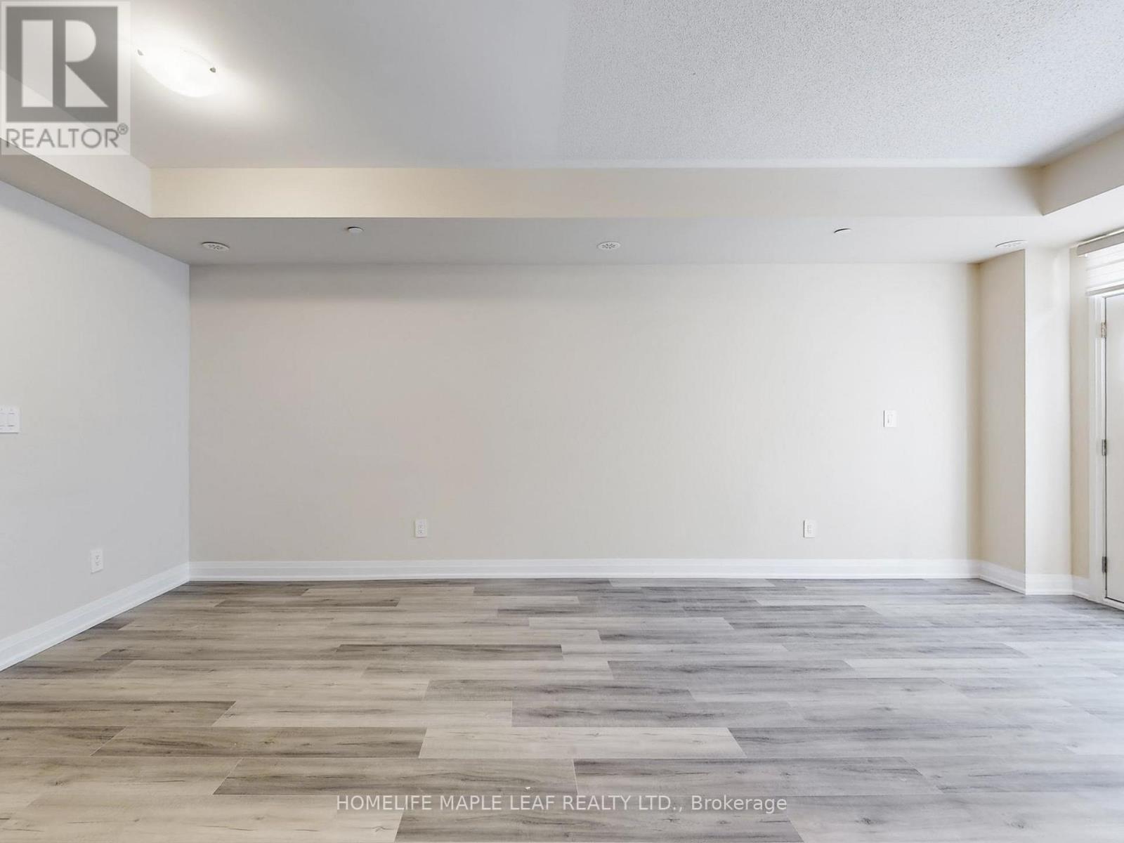 #124 1569 ROSE WAY - 11