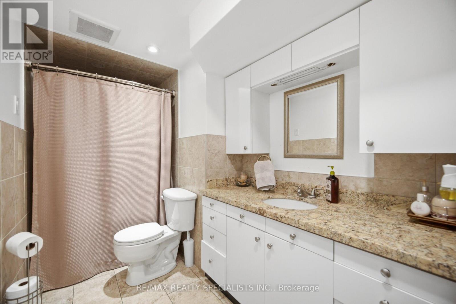 2571 TRIDENT AVENUE - Image 17
