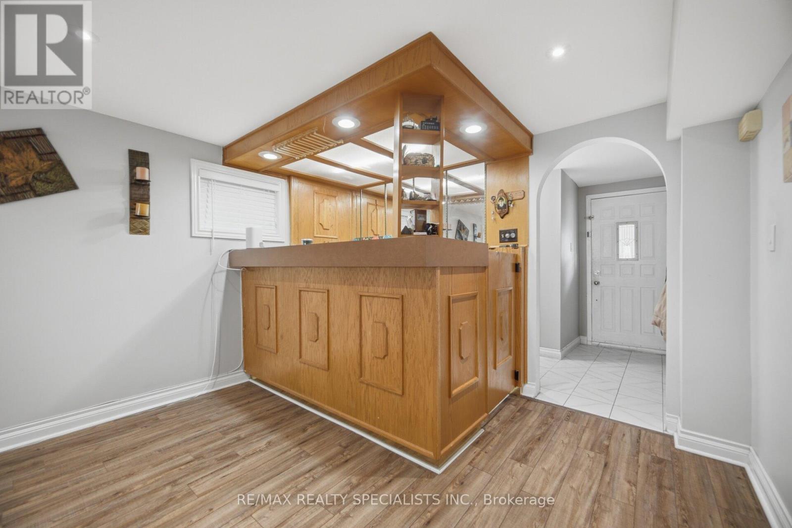 2571 TRIDENT AVENUE - Image 4