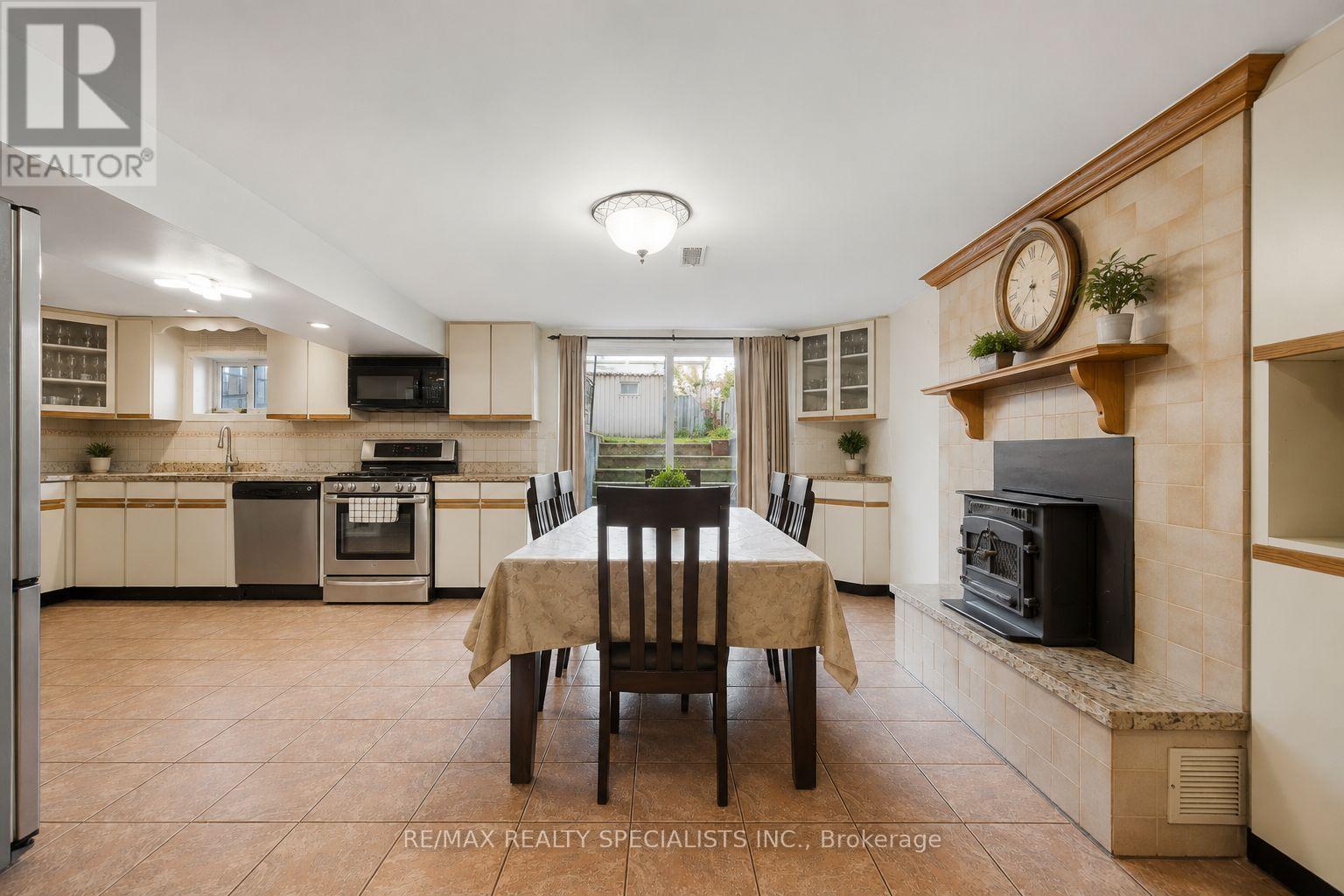 2571 TRIDENT AVENUE - Image 5