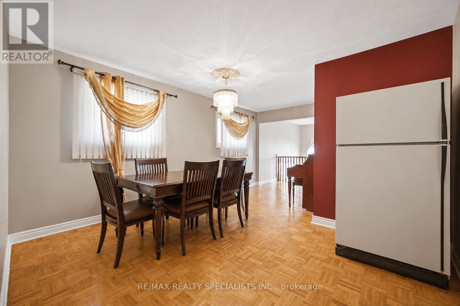 2571 TRIDENT AVENUE - Image 9
