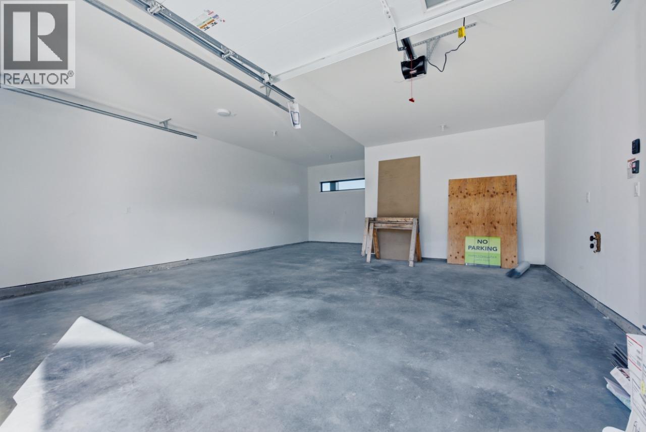 1120 Collinson Court - 20