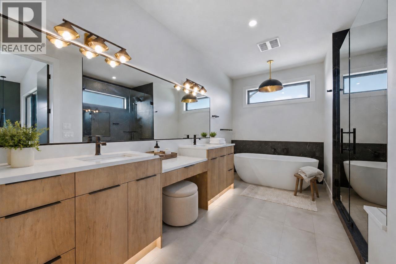 1120 Collinson Court - 27