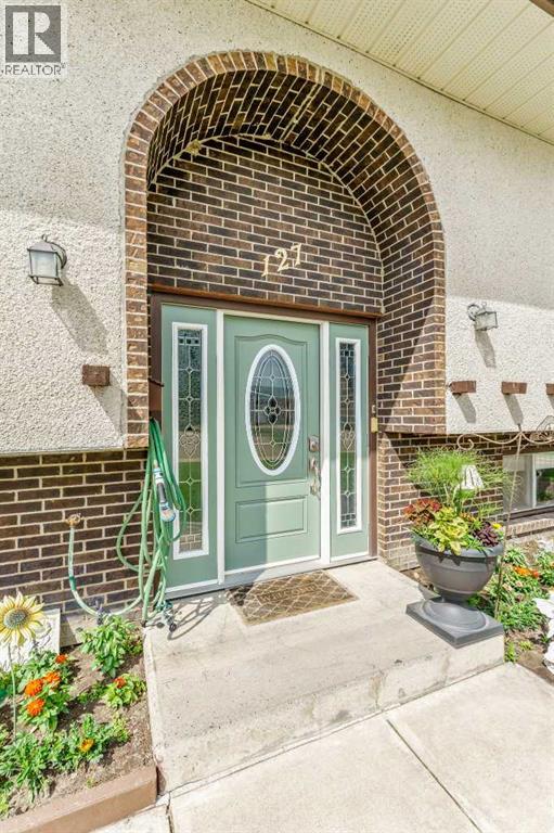 127 Markwick Drive SE - photo 3