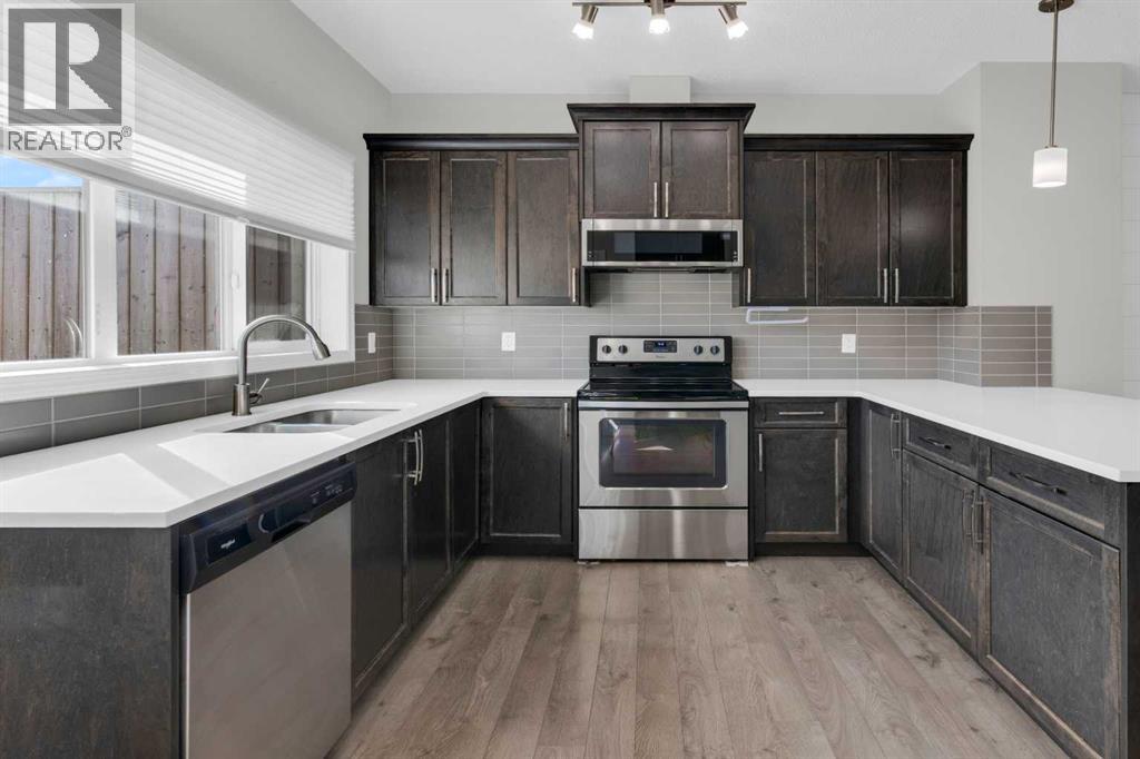 140 Sundown Road - 12