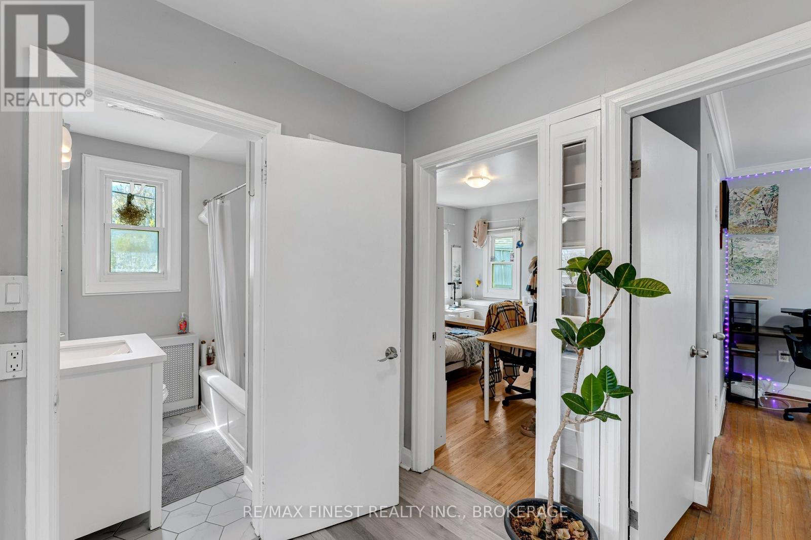 6 BAIDEN STREET - 11