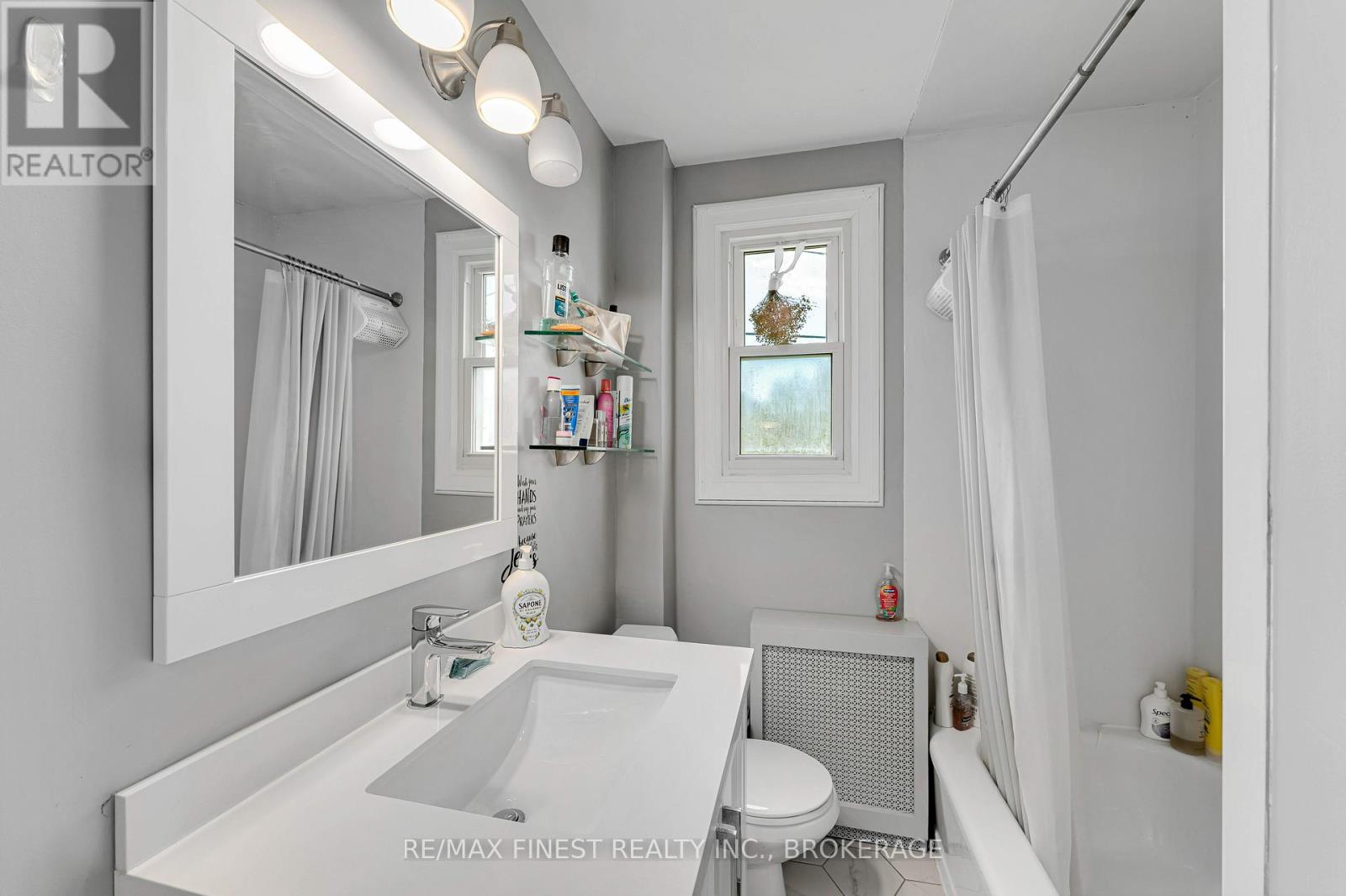 6 BAIDEN STREET - 12
