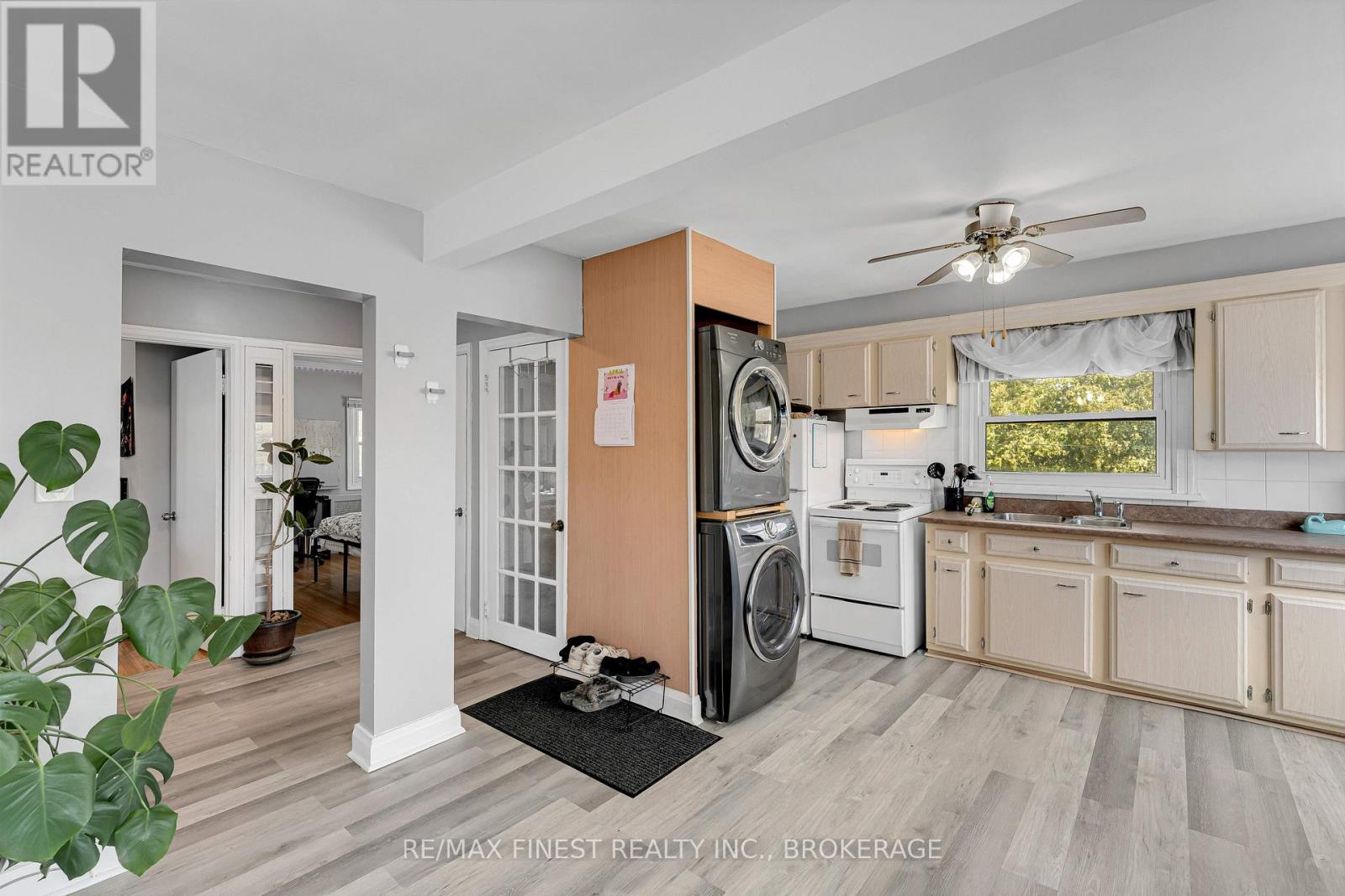 6 BAIDEN STREET - 16