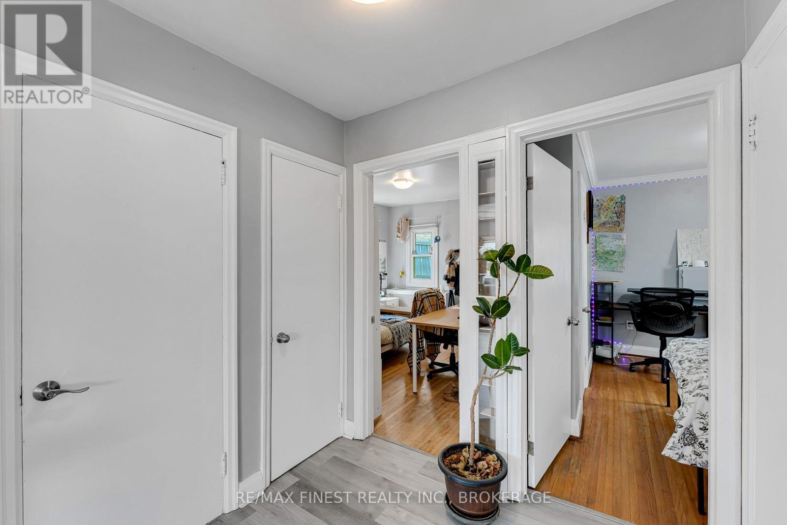 6 BAIDEN STREET - 9