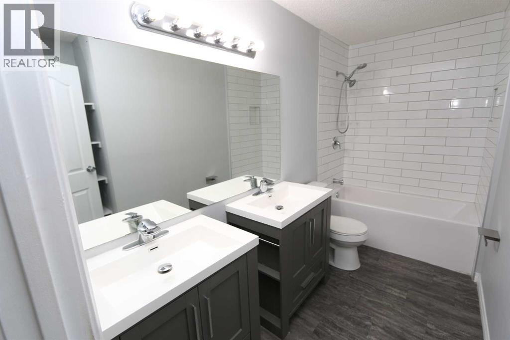 4172, 90 Glamis Drive SW — photo 13