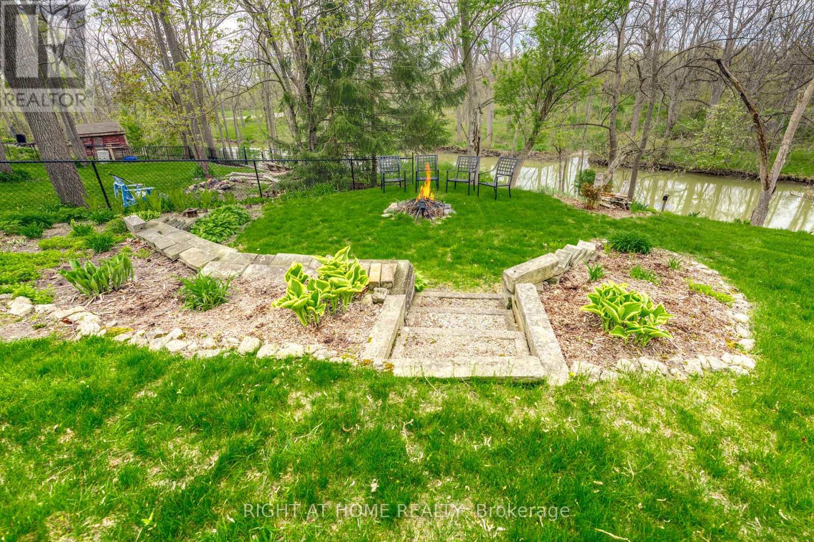4332 PETROLIA LINE - Image 15