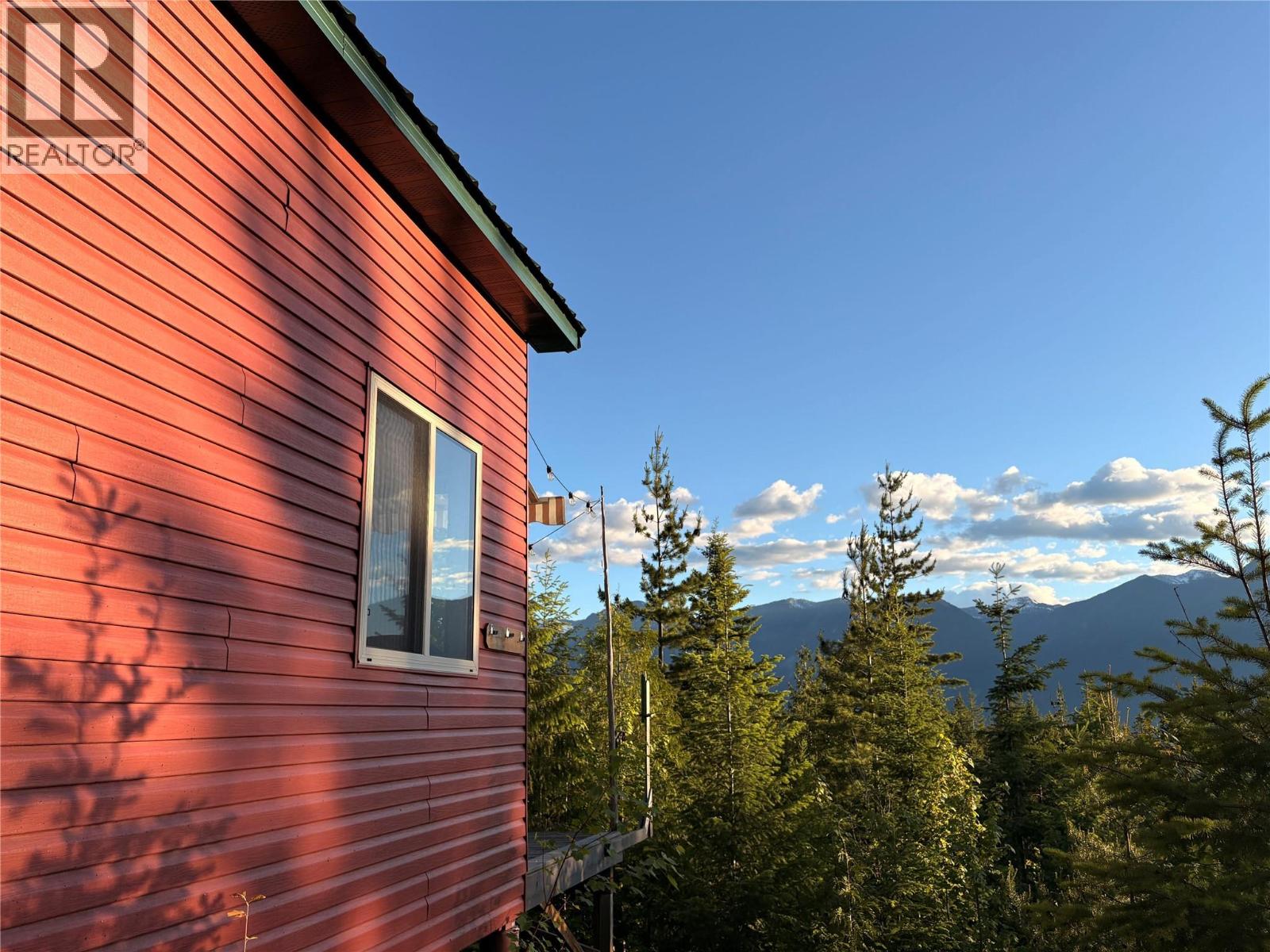 Lot 10 CROWN CREEK FOREST Road - 34