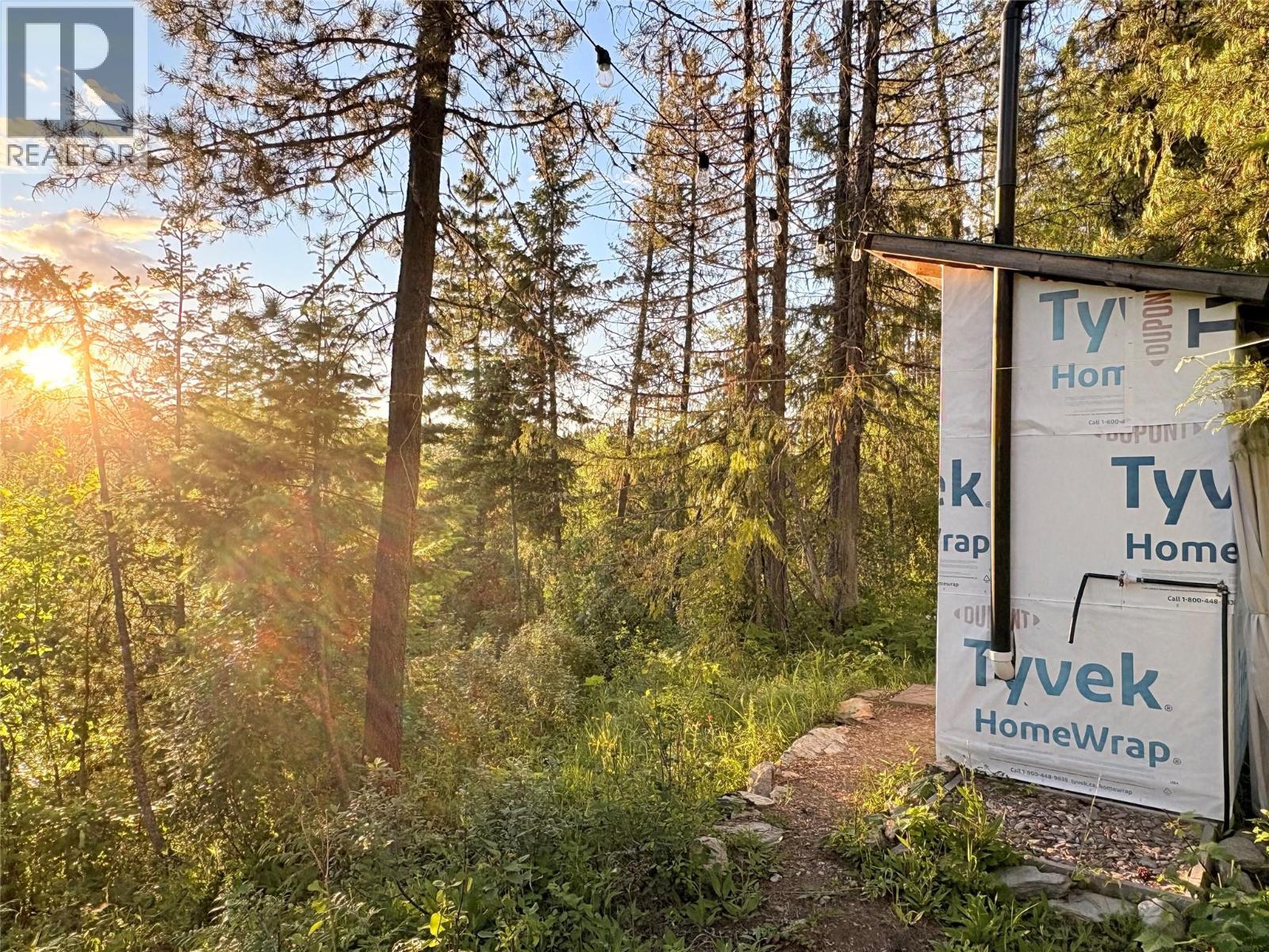 Lot 10 CROWN CREEK FOREST Road - 64
