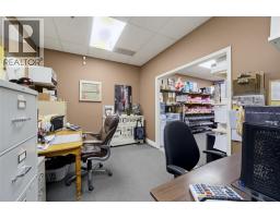 320 Alexander Street Ne, Salmon Arm, BC V1E4N8 Photo 55