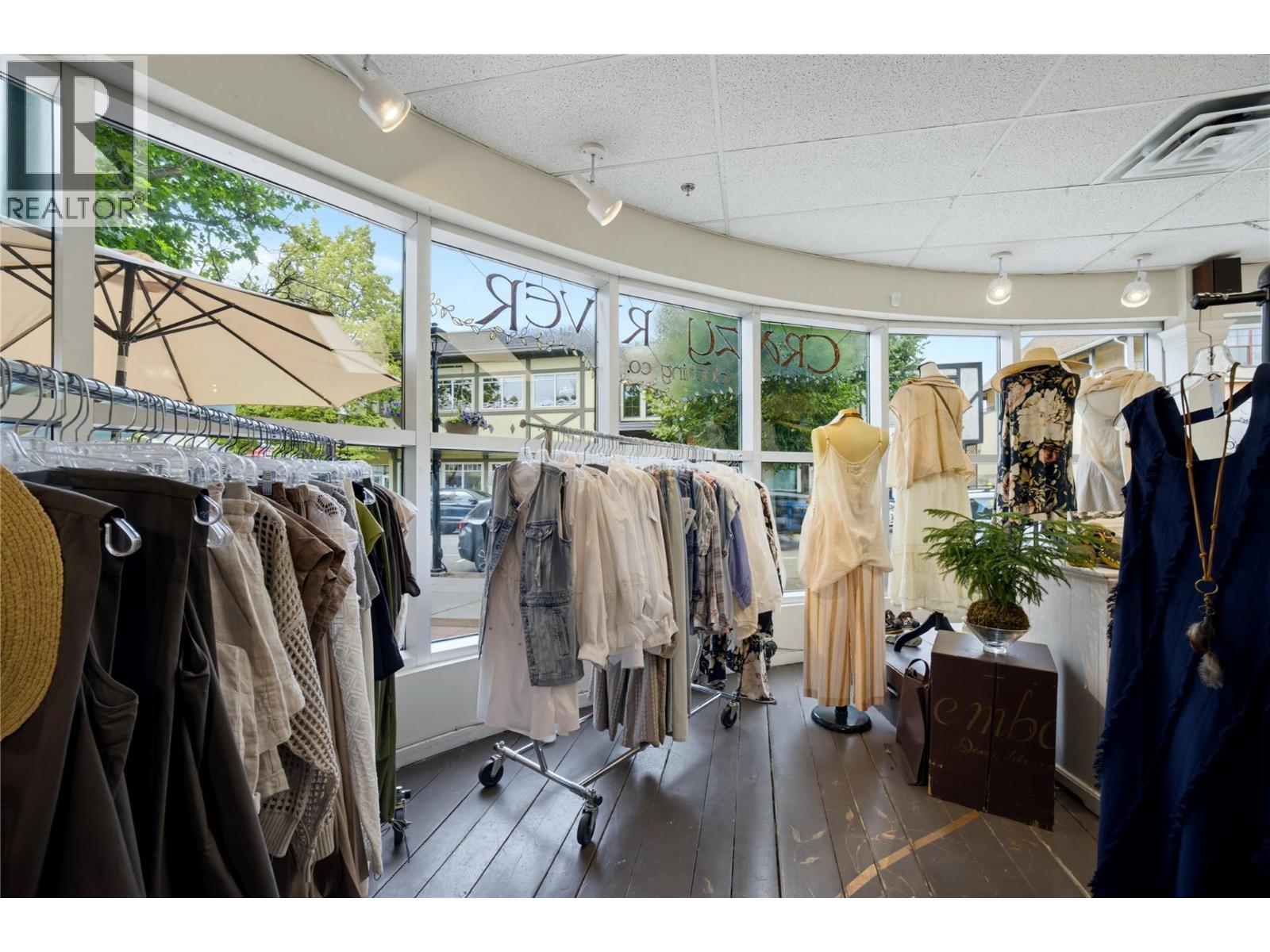  320 Alexander Street Northeast, Salmon Arm