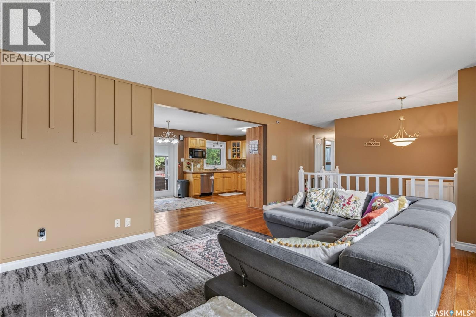 2908 Bliss CRESCENT - 4