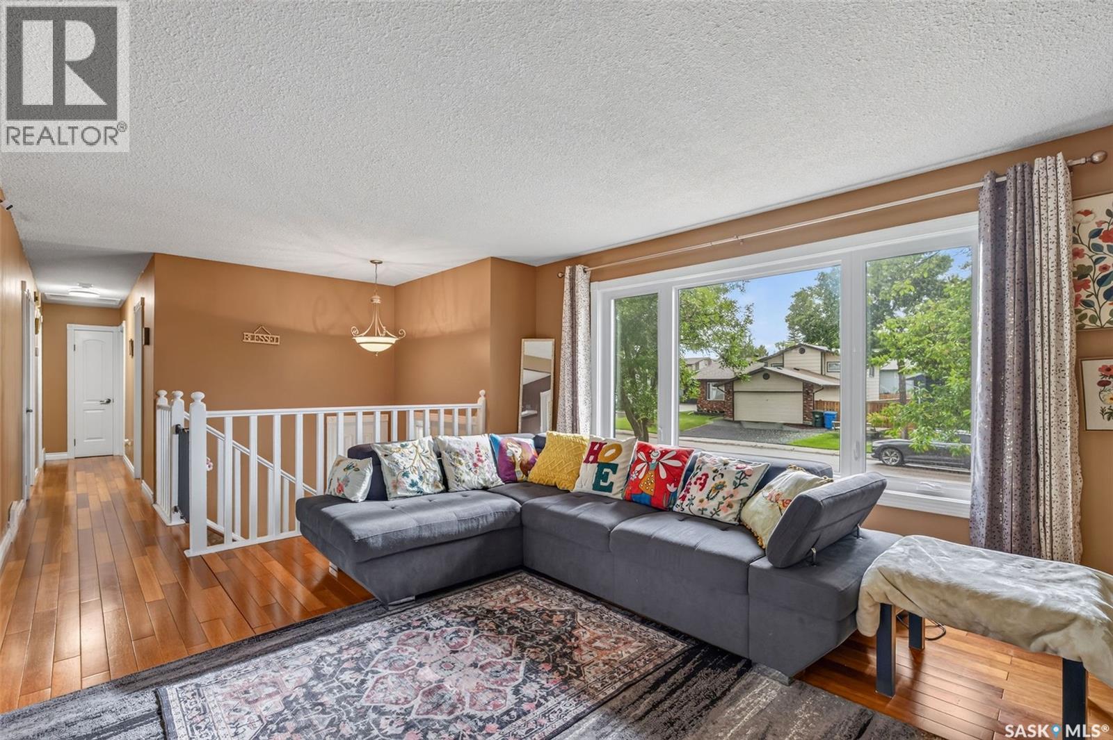 2908 Bliss CRESCENT - 6