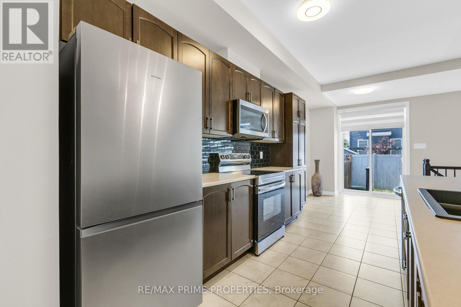 1149 BECKETT CRESCENT - 22