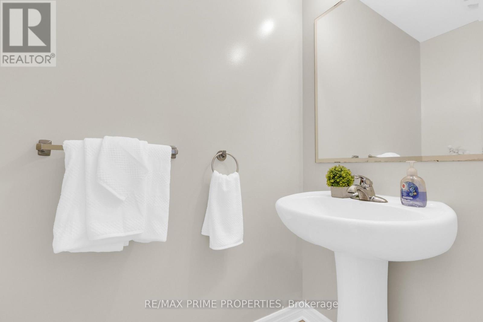 1149 BECKETT CRESCENT - 3
