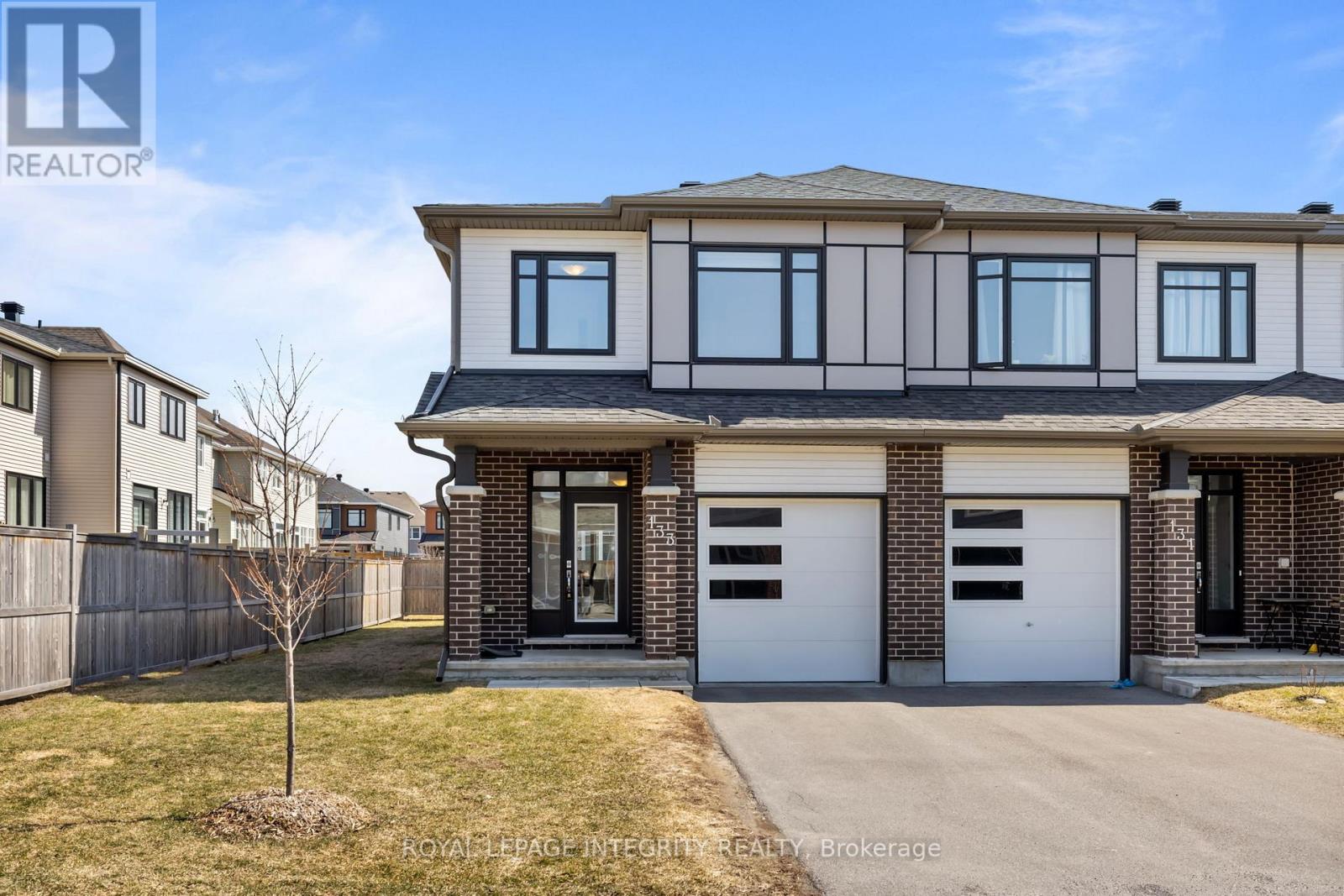 133 ANGELONIA CRESCENT - 1