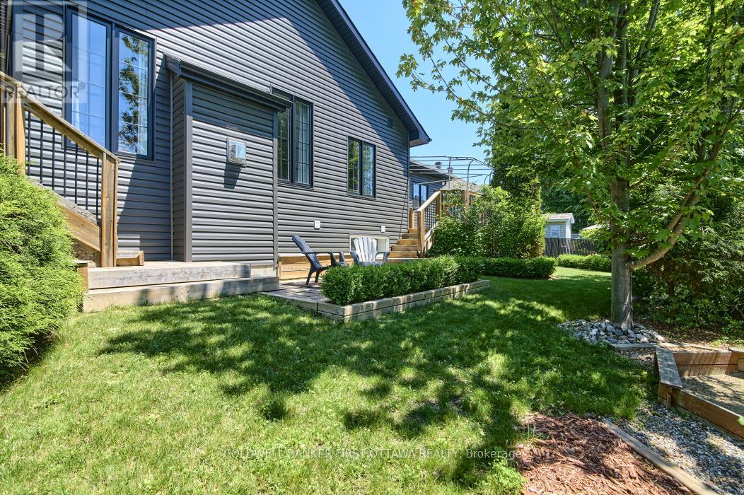5 Bed, 3 Bath House for Sale in Ottawa – 179 GLENNCASTLE DRIVE, Ottawa – MLS# X13515542 - Image 42