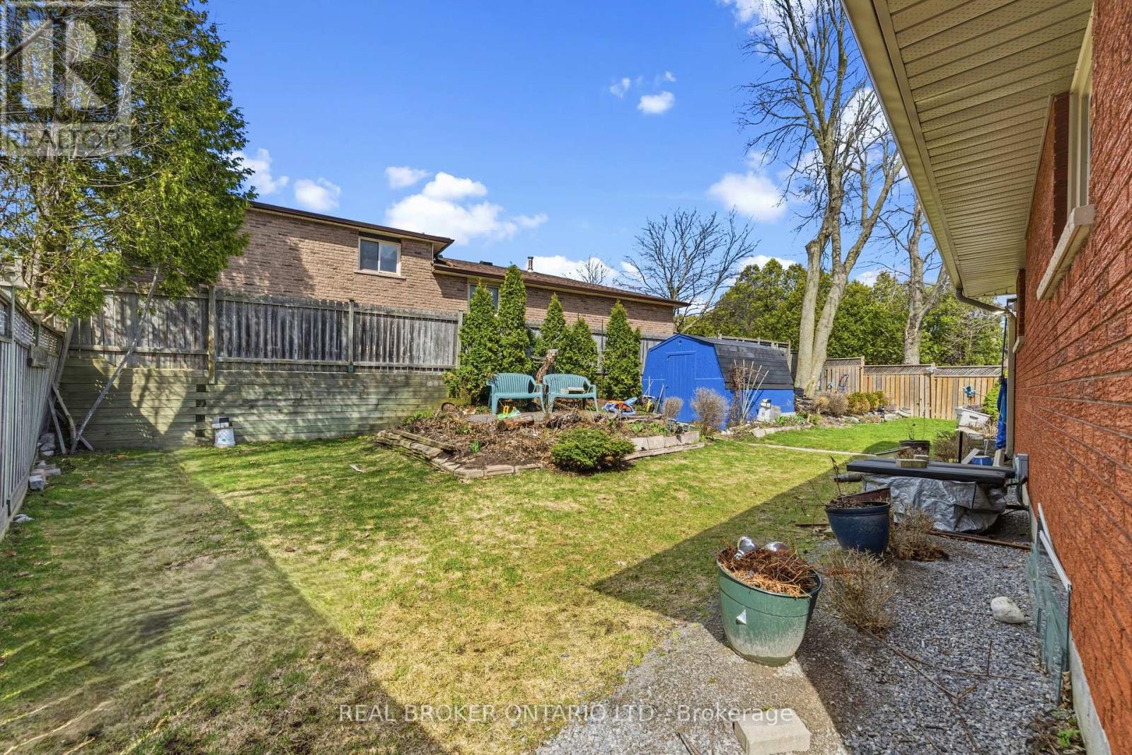 122 GREEN CEDAR DRIVE - 23