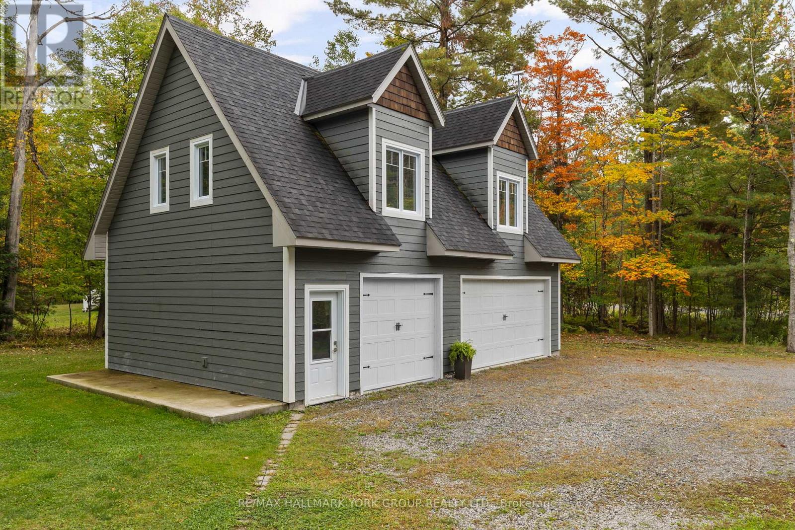 1628 MUSKOKA ROAD N - 32