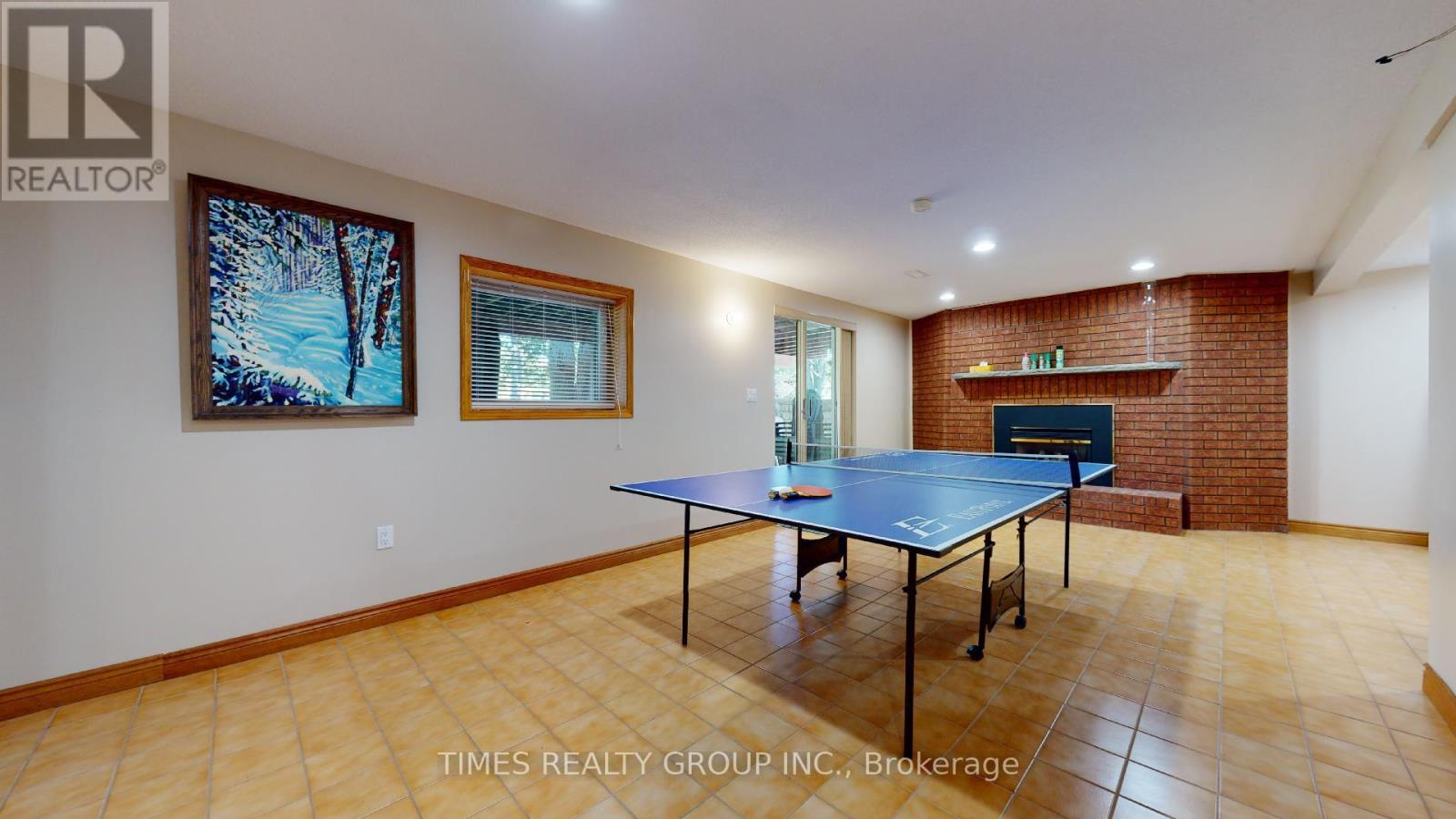 26 EVANS DRIVE - 26