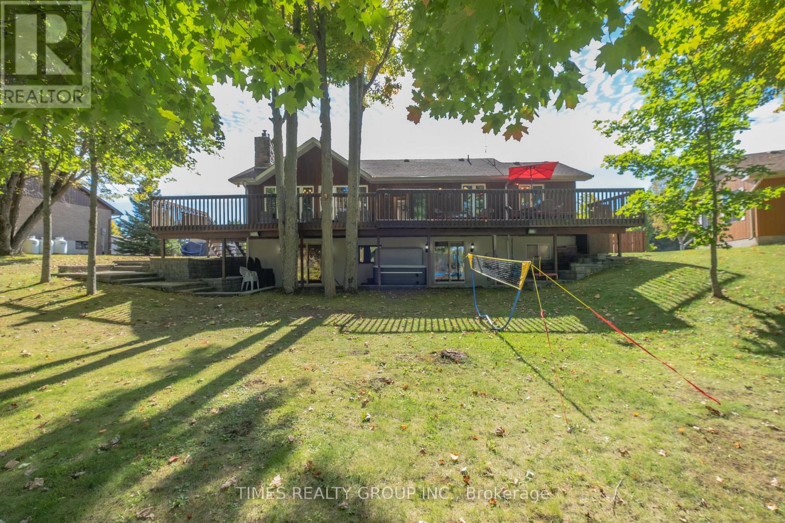 26 EVANS DRIVE - 3