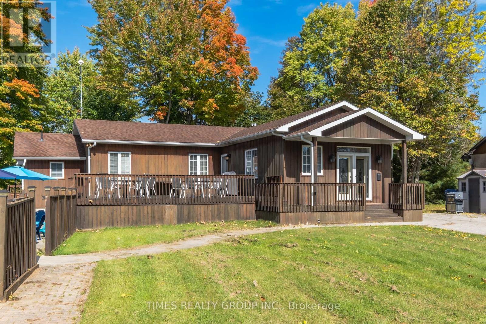 26 EVANS DRIVE - 35