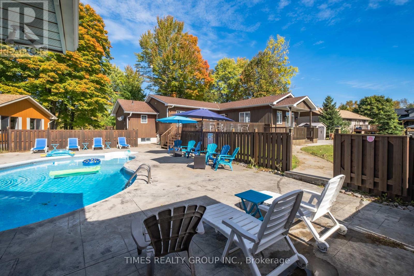 26 EVANS DRIVE - 39