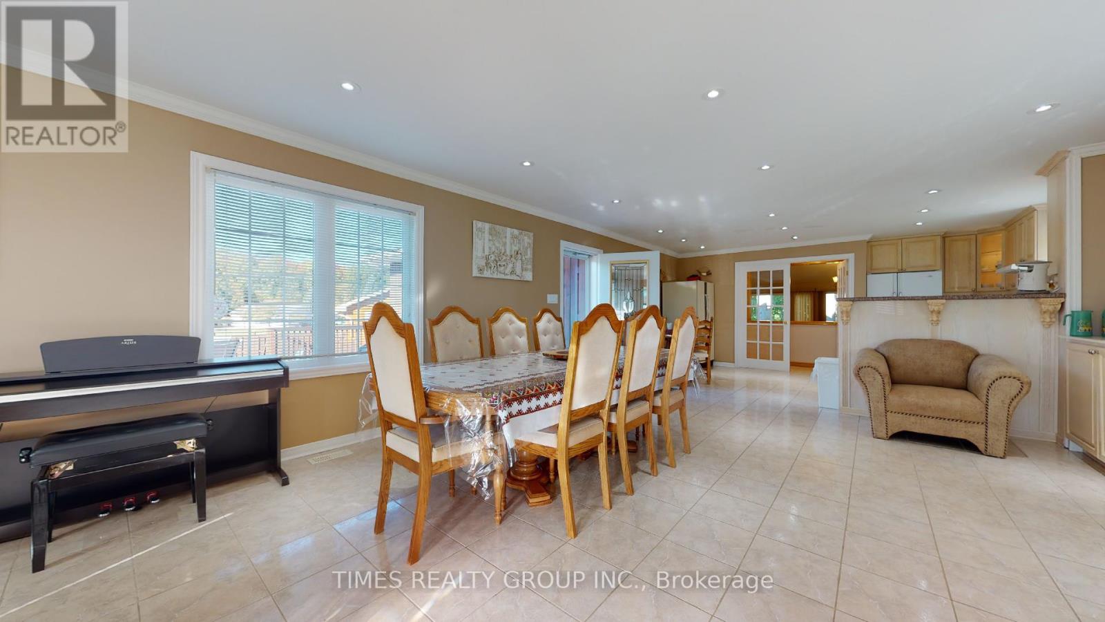 26 EVANS DRIVE - 5