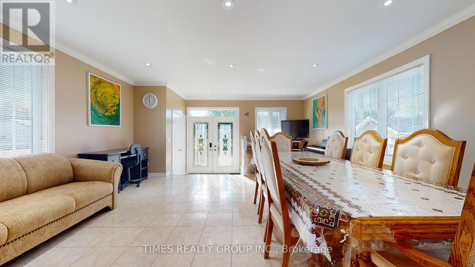 26 EVANS DRIVE - 9