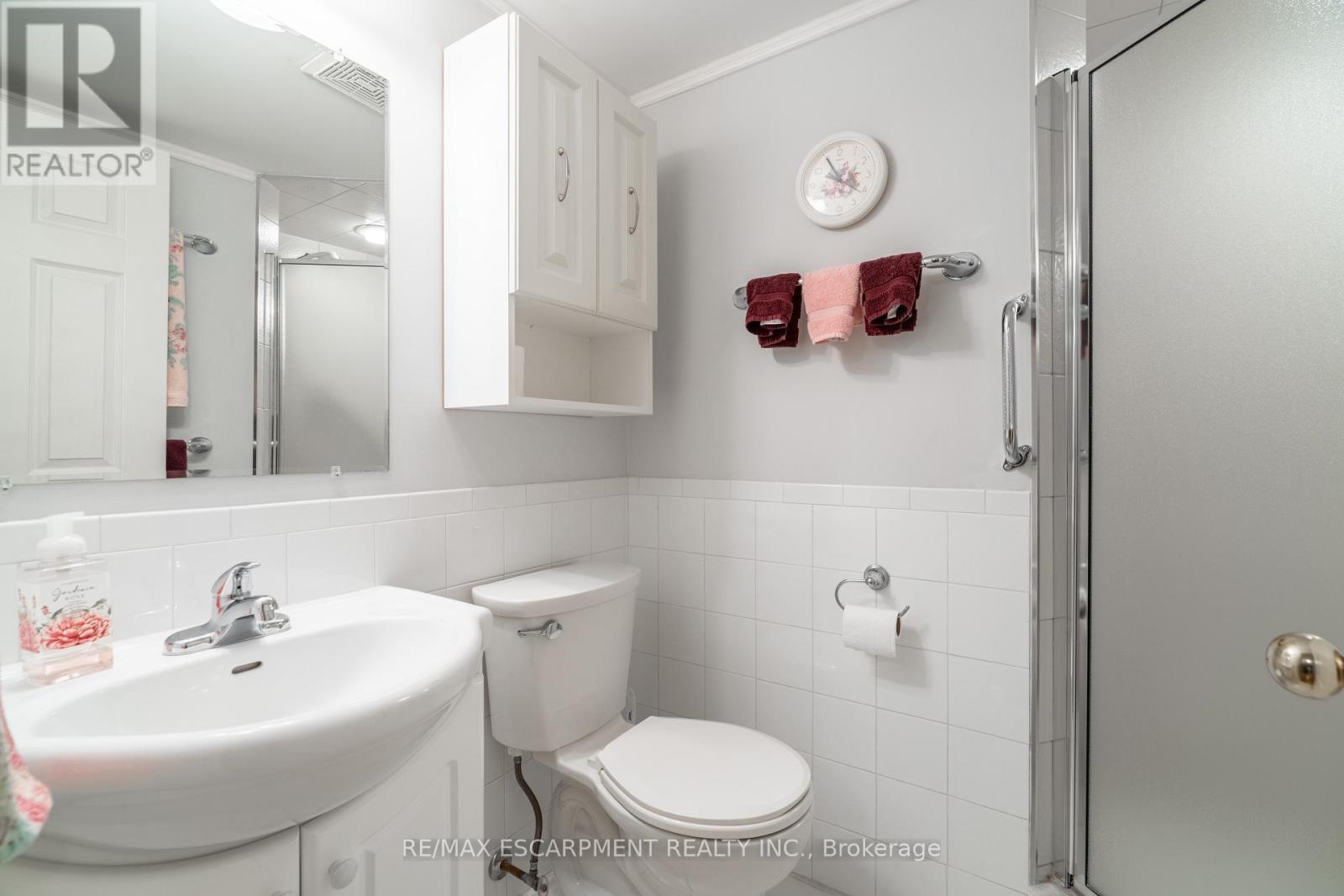 #306 970 GOLF LINKS ROAD - 24