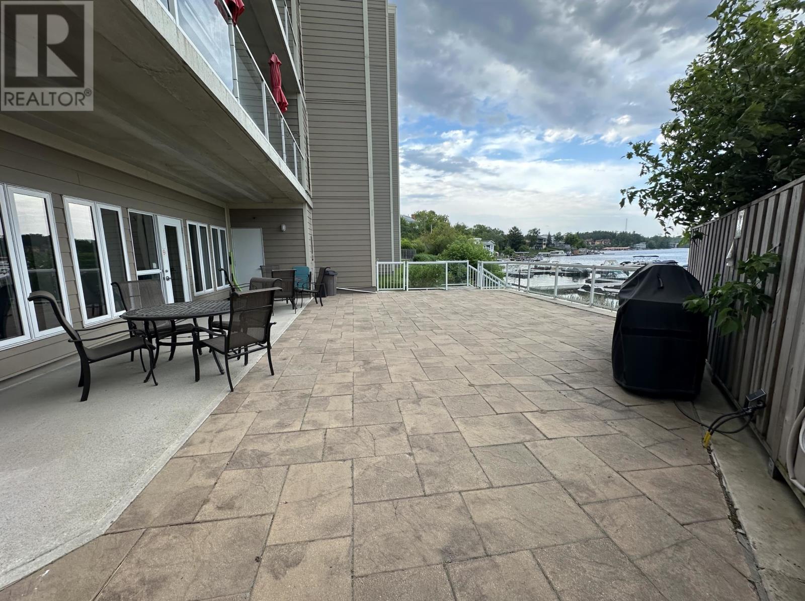 604 - 5 Bay Road - 28