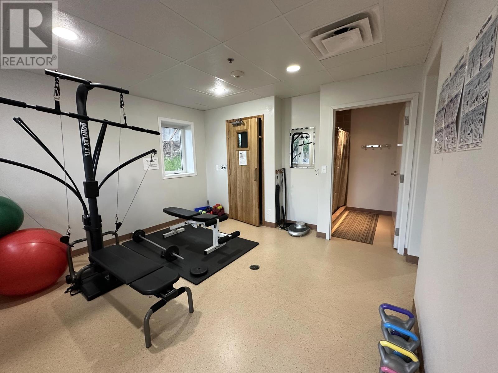 604 - 5 Bay Road - 24