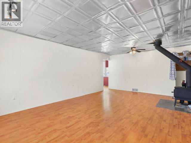8150 8TH AVENUE, Whitehorse — photo 3
