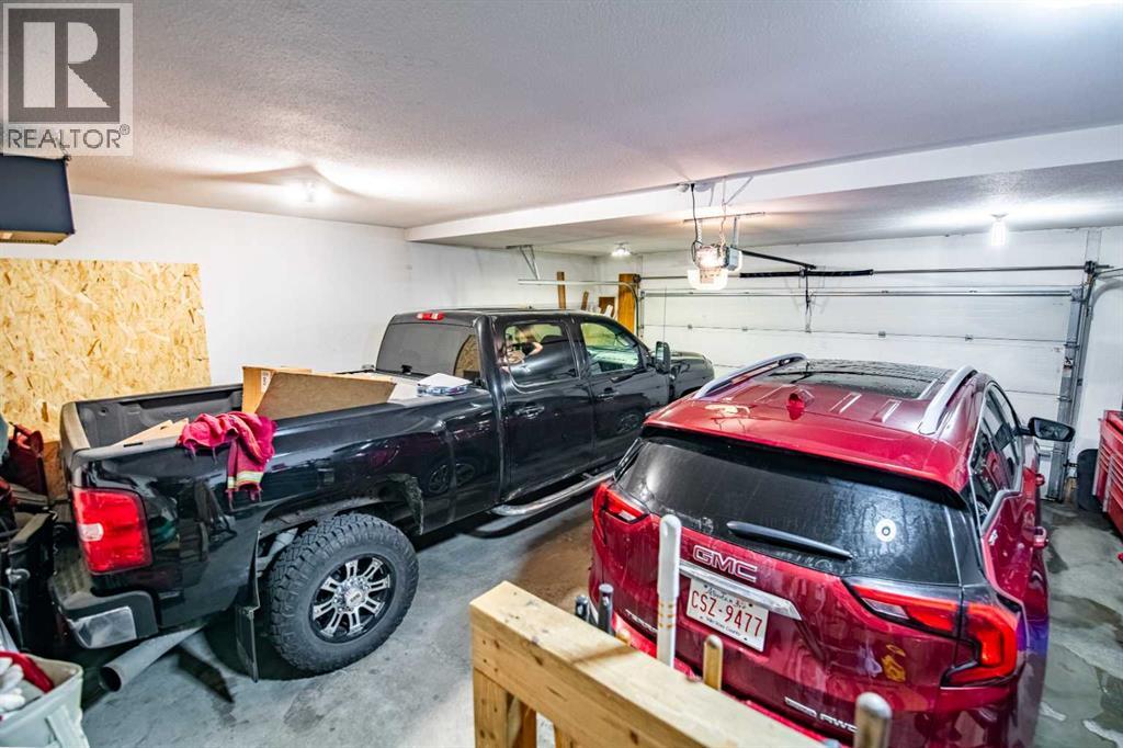 18 Mackenzie Crescent - 41