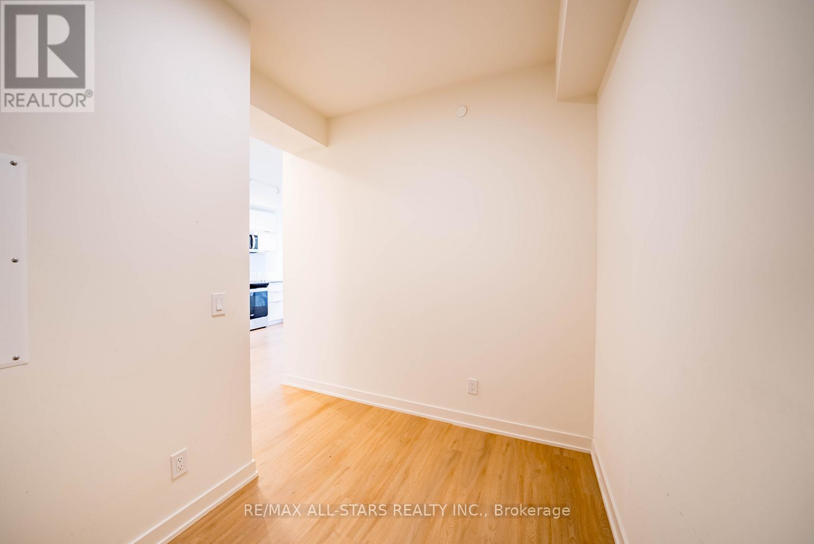 #605 10 DEERLICK COURT - 16