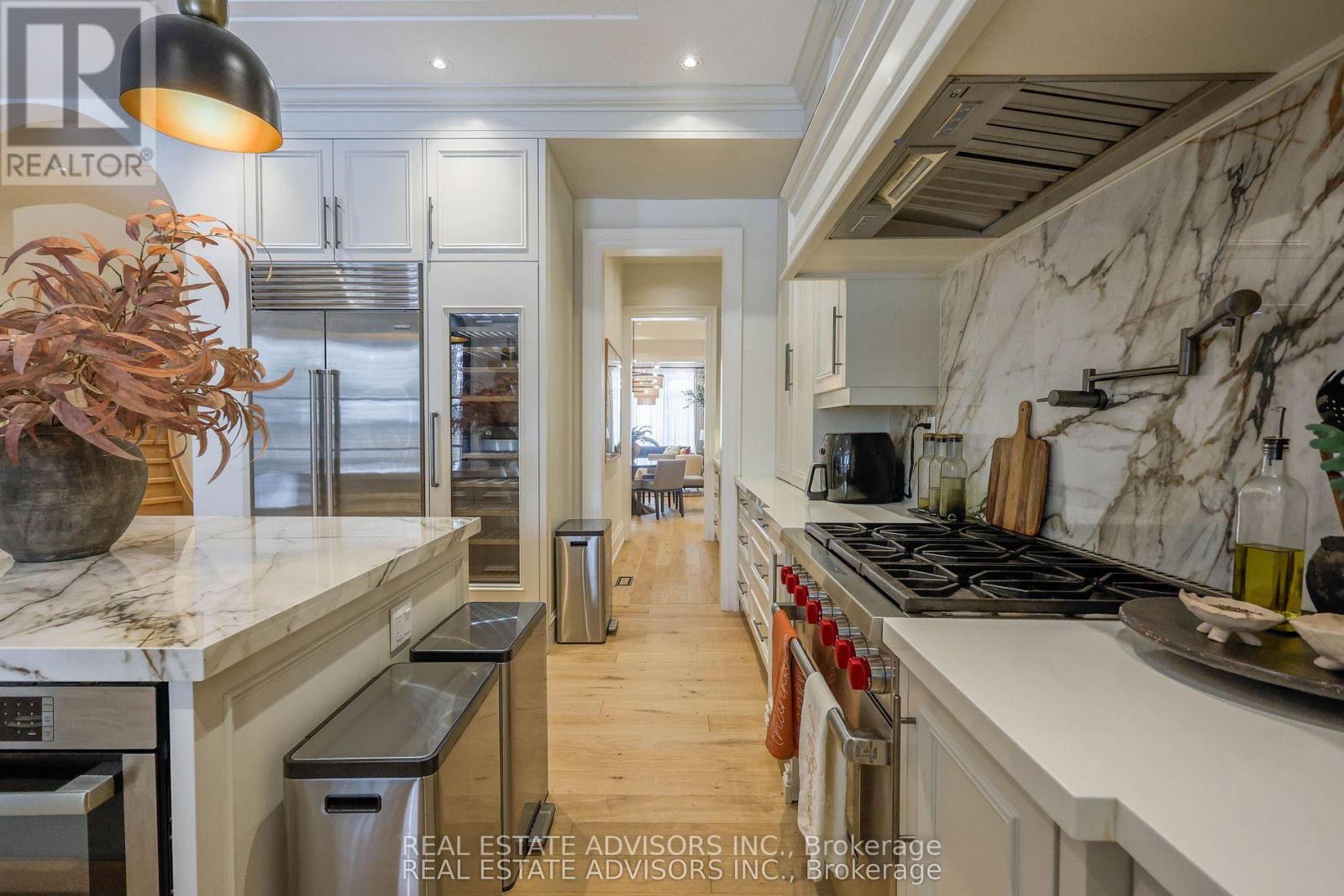 20 ARROWSTOOK ROAD - 12