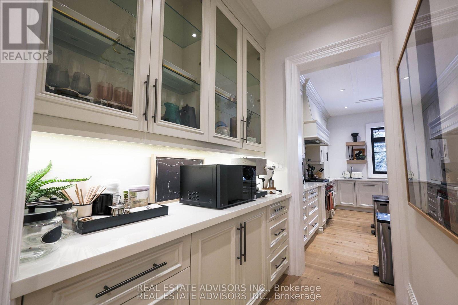 20 ARROWSTOOK ROAD - 8