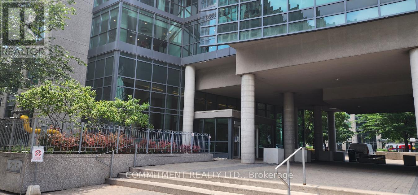 ##215 215 FORT YORK BOULEVARD - 9