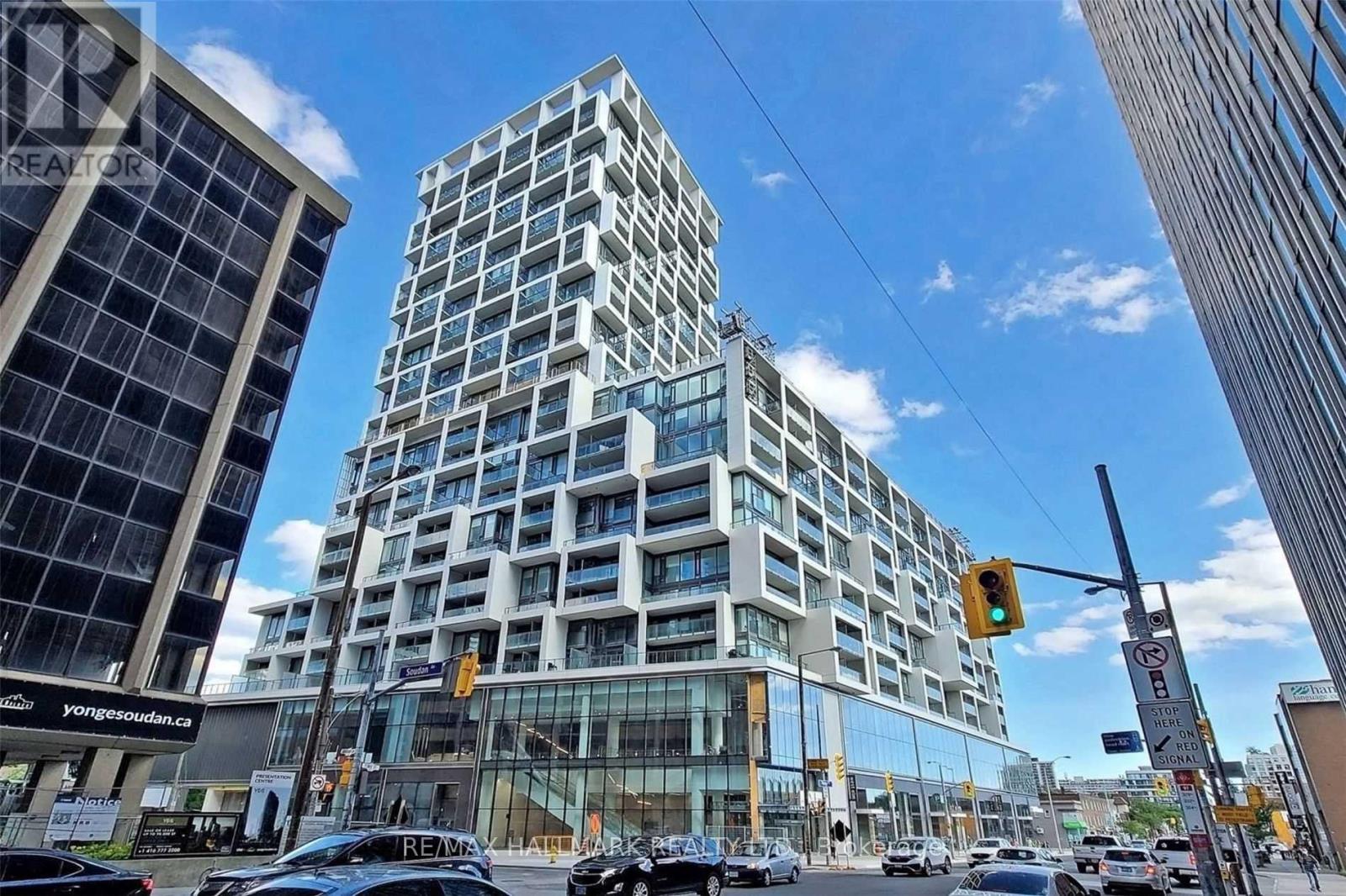#707 5 SOUDAN AVENUE - 1