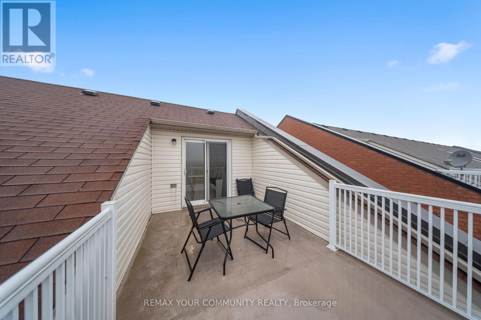#48 651F WARDEN AVENUE - 46