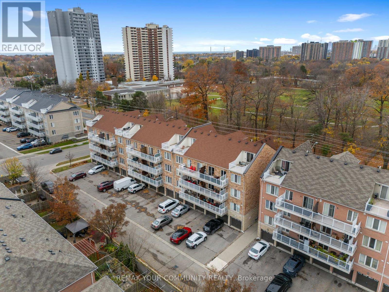 #48 651F WARDEN AVENUE - 50